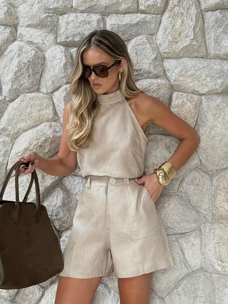 Women's Halter Neck Top and High-Waist Shorts 2pcs Set, Designer Niche Style, High-End Feel,, Elegant, and Versatile T-Shirt Set