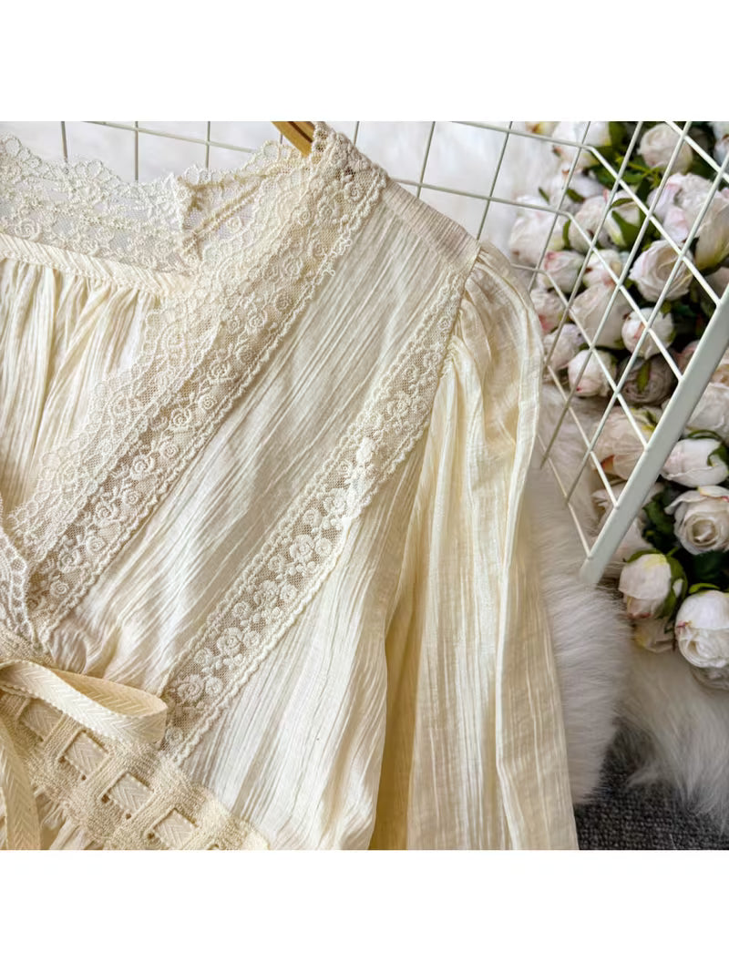French-Style Gentle And Sweet Women'S Shirt, New V-Neck Lace Trim, Tie-Dye Lantern Sleeves, Loose And Top