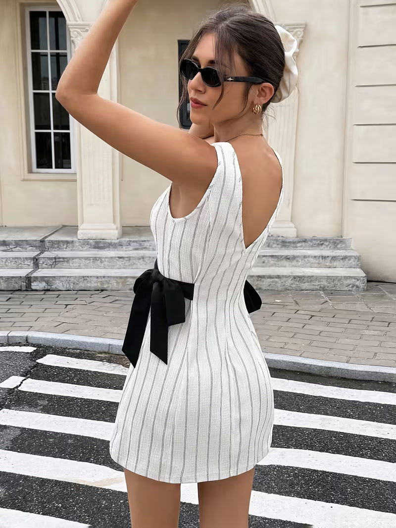 New Summer Striped Backless Sleeveless Dress! Black And White Bow Tie Waist French Light Mature Style Short Skirt