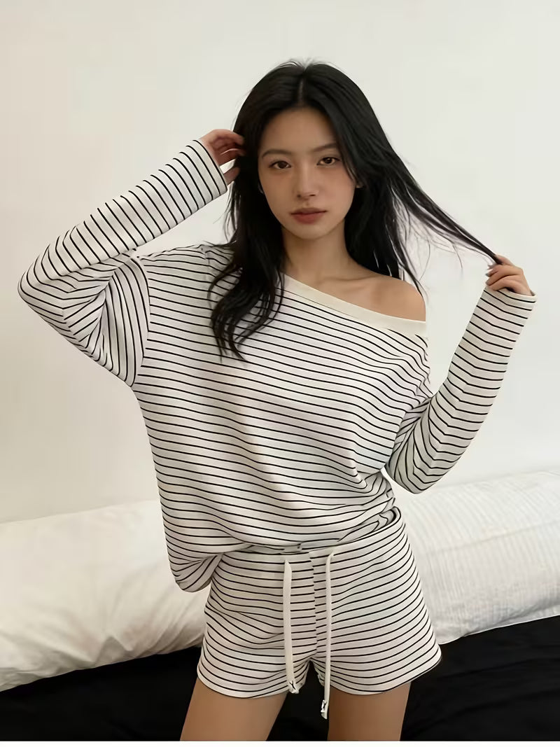 New Striped Women'S Long Sleeve Short Shorts Set Korean Casual Loose Outwear Home Wear Off-Shoulder Spicy Lazy Style Two-Piece